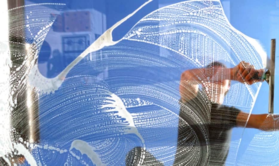 Dış Cephe Cam Temizliği